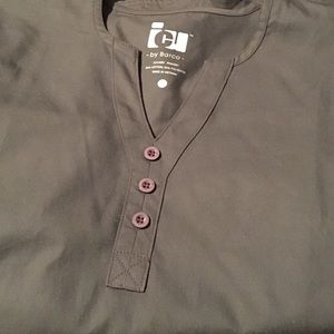 Women’s (S) scrub top